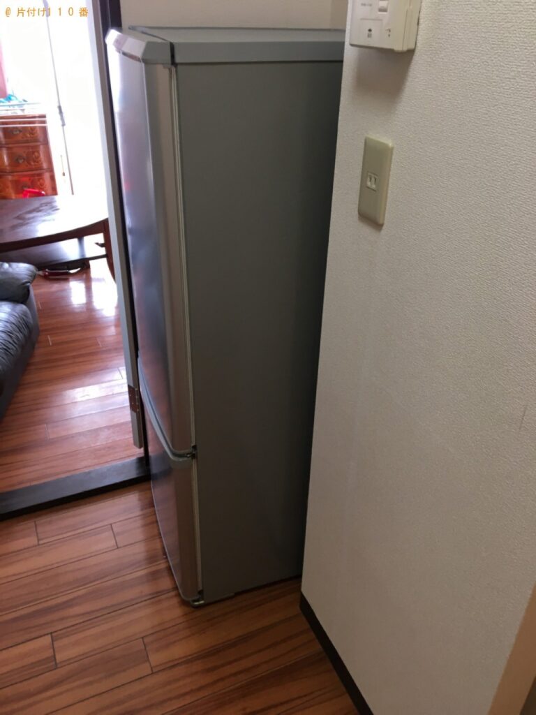 【岐阜市長森本町】冷蔵庫、一人用ソファー、洗濯機の回収・処分