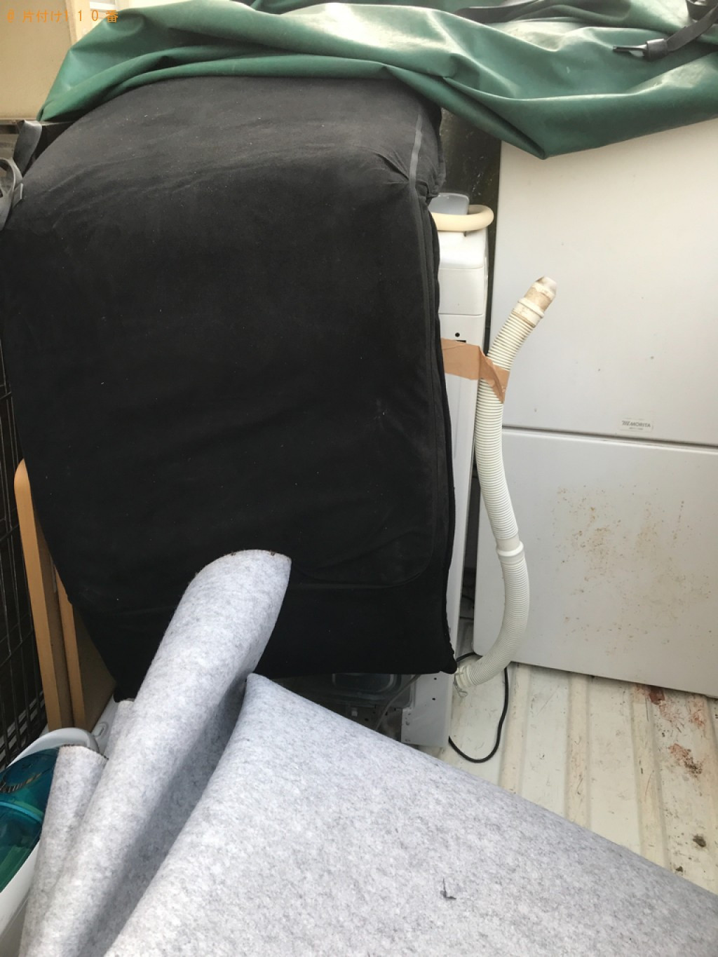 冷蔵庫、マットレス付きシングルベッド、洗濯機、こたつ等の回収