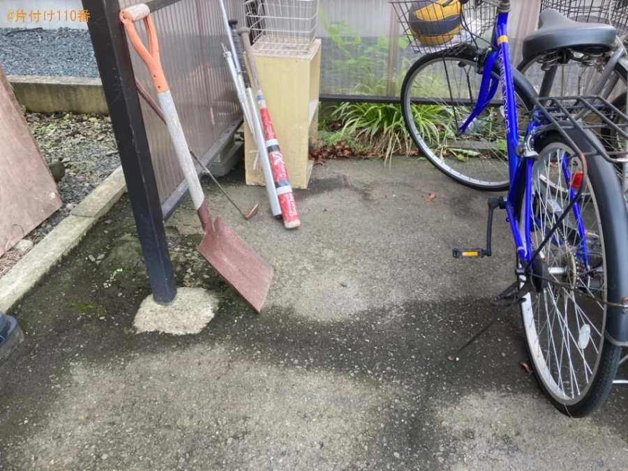 収納ケース、コンポ、自転車、カーペット、自転車、一般ごみ等の回収